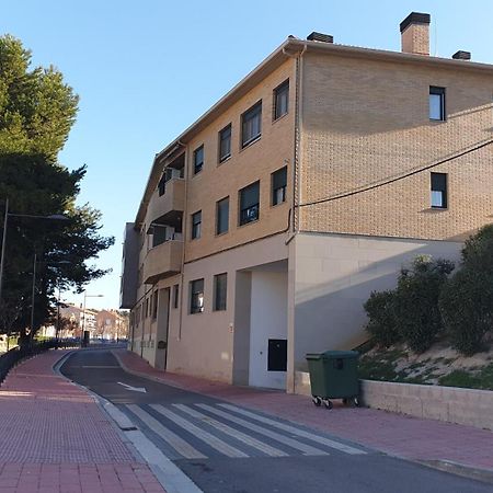 El Llano I, parada en el destino La Puebla De Alfinden Habitación foto